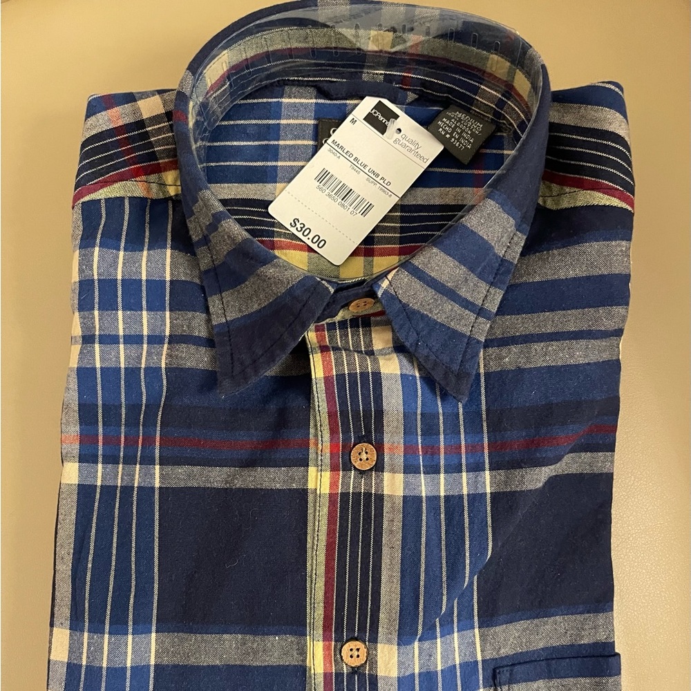 St. John’s Bay Short sleeve mens Med cotton shirt NWT JCPENNEY Blue